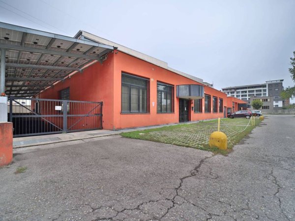 locale commerciale in affitto a Brugherio in zona San Damiano