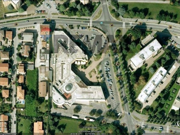 negozio in affitto a Brugherio