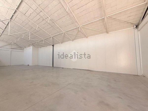 locale di sgombero in affitto a Brugherio