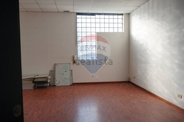negozio in affitto a Brugherio