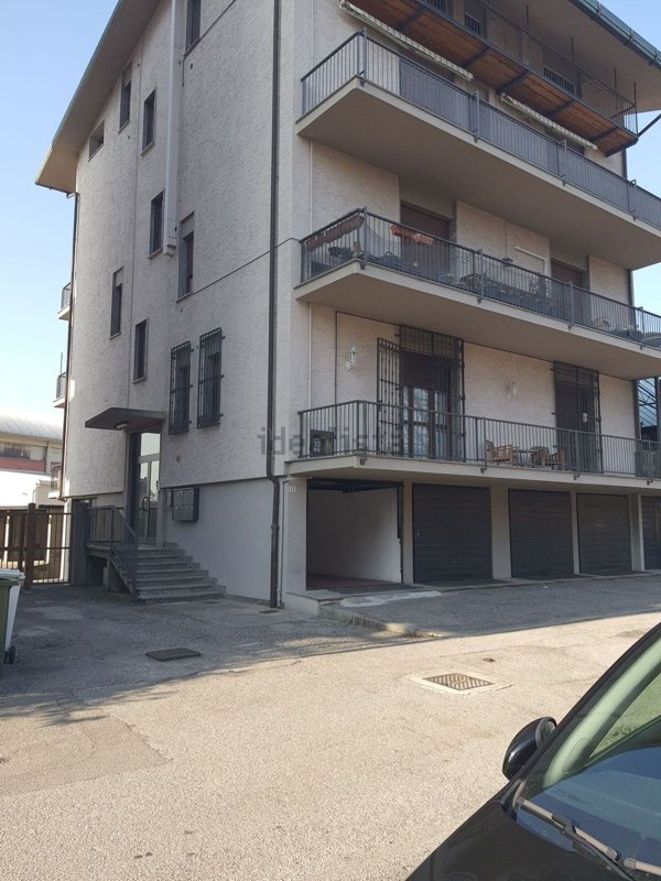 appartamento in affitto a Brugherio in zona Dorderio