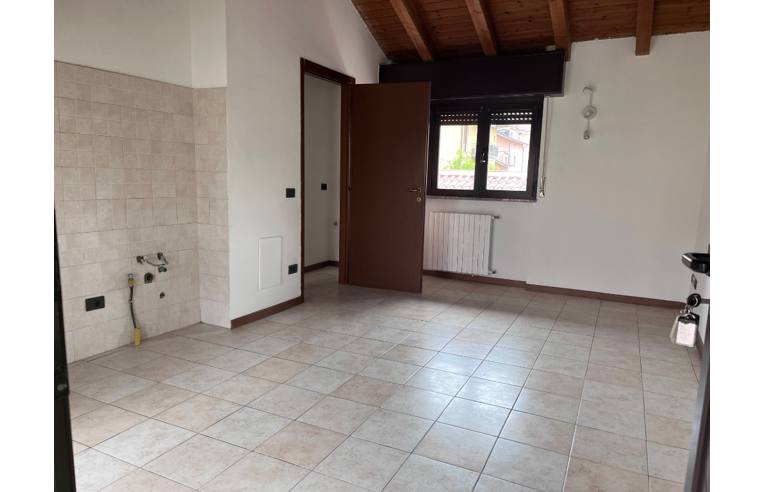 appartamento in affitto a Brugherio in zona Dorderio