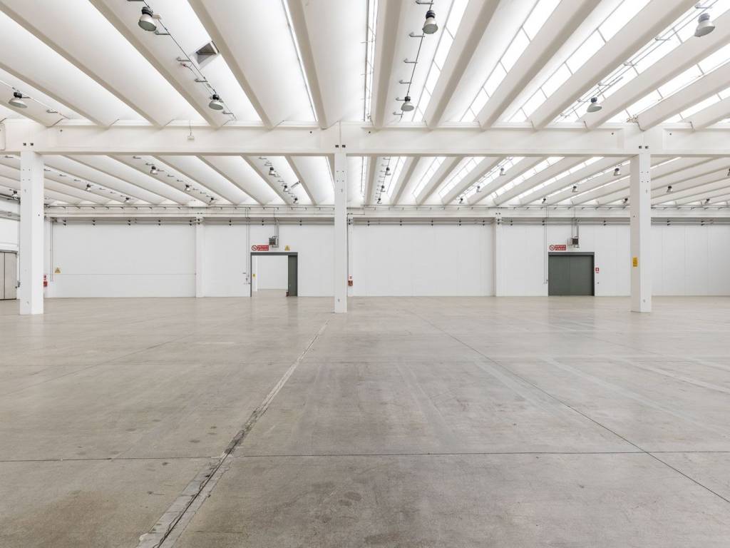 locale commerciale in affitto a Burago di Molgora