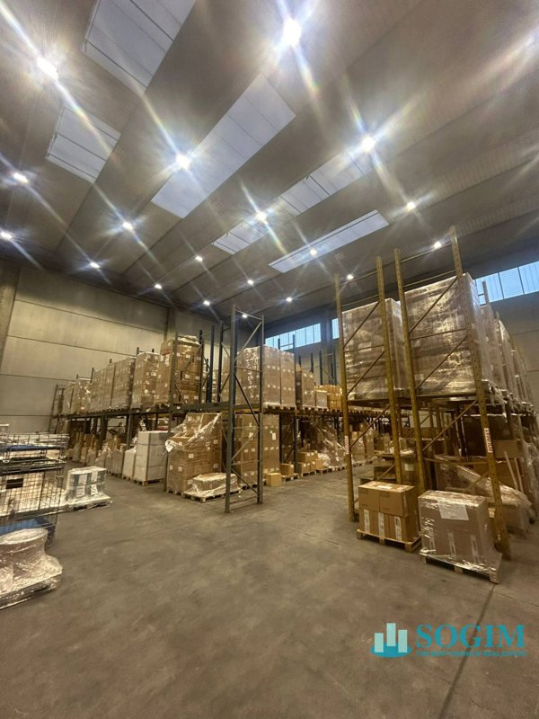 capannone in affitto a Burago di Molgora