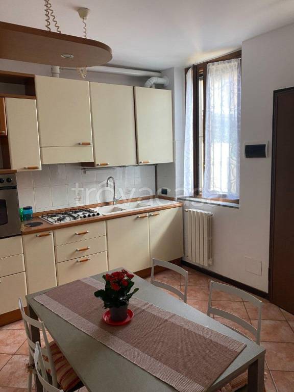 appartamento in affitto a Camparada