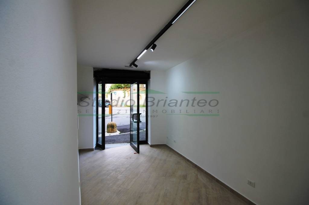 monolocale in affitto a Carate Brianza