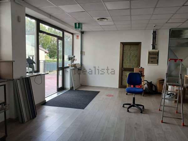 ufficio in affitto a Carate Brianza