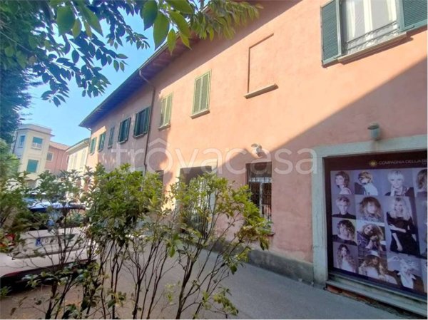 appartamento in affitto a Carate Brianza