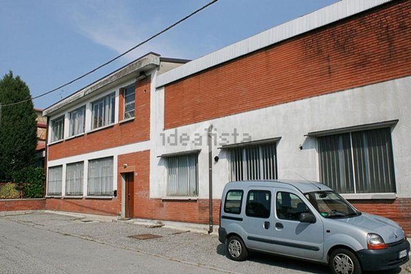 locale di sgombero in affitto a Carate Brianza