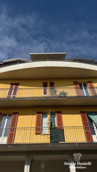 appartamento in affitto a Carate Brianza