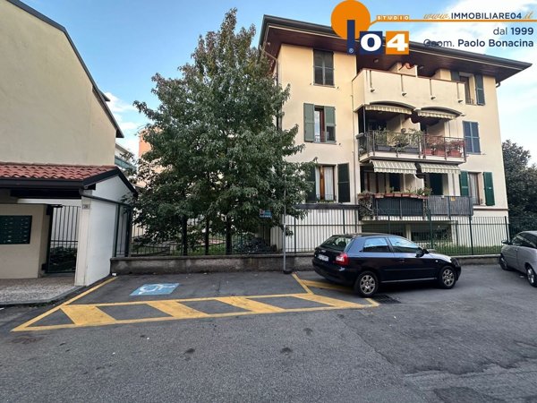 appartamento in affitto a Carate Brianza