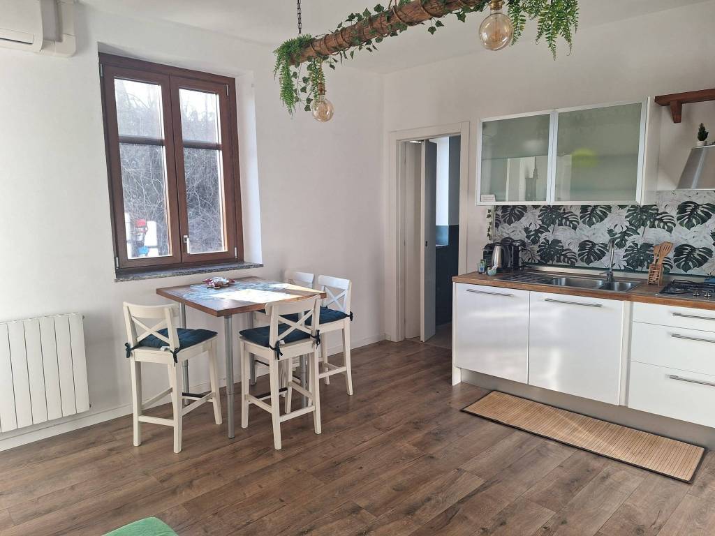 appartamento in affitto a Carate Brianza