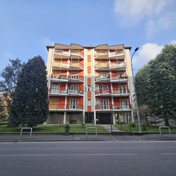 appartamento in affitto a Carate Brianza