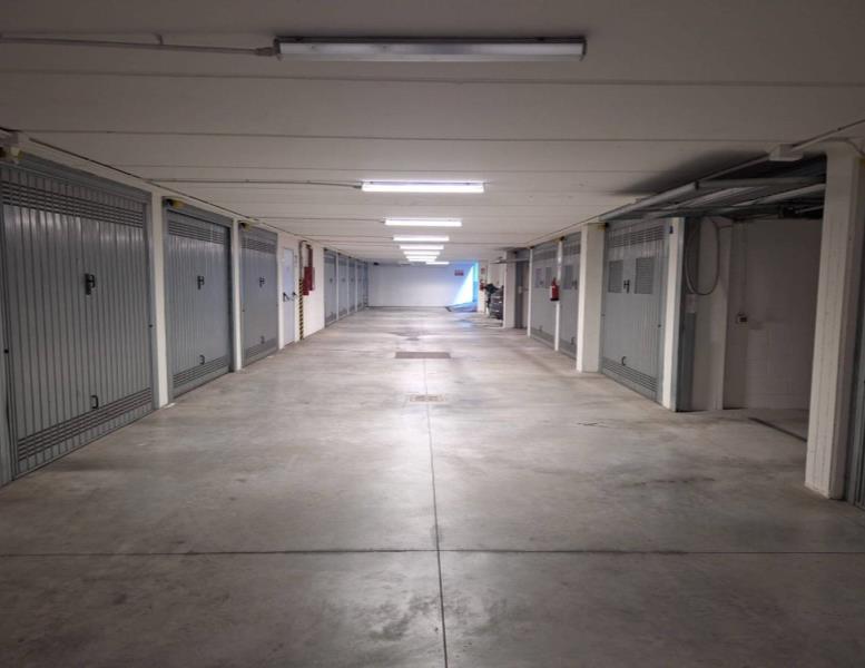 locale di sgombero in affitto a Carate Brianza