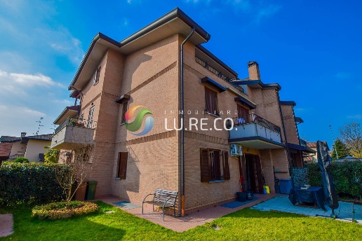 appartamento in affitto a Carate Brianza