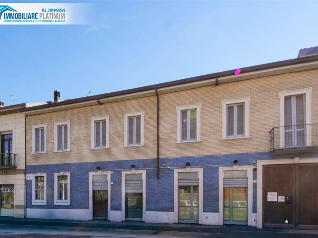 negozio in affitto a Carate Brianza