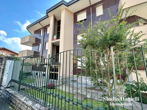 appartamento in affitto a Carate Brianza