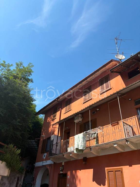 appartamento in affitto a Carate Brianza