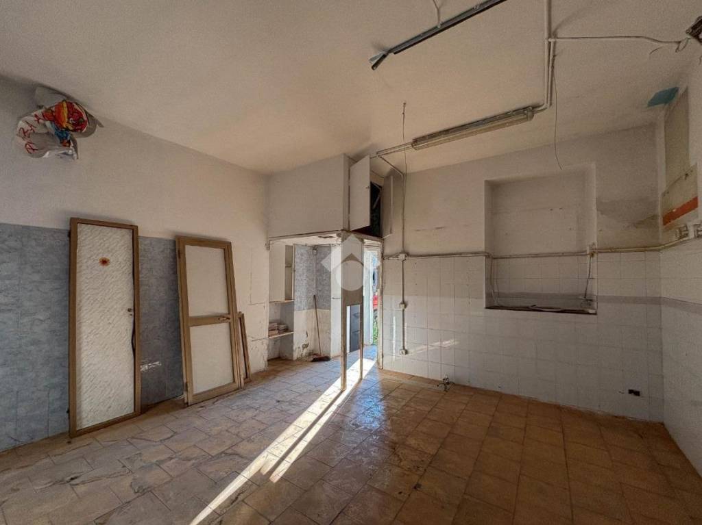 negozio in affitto a Cavenago di Brianza