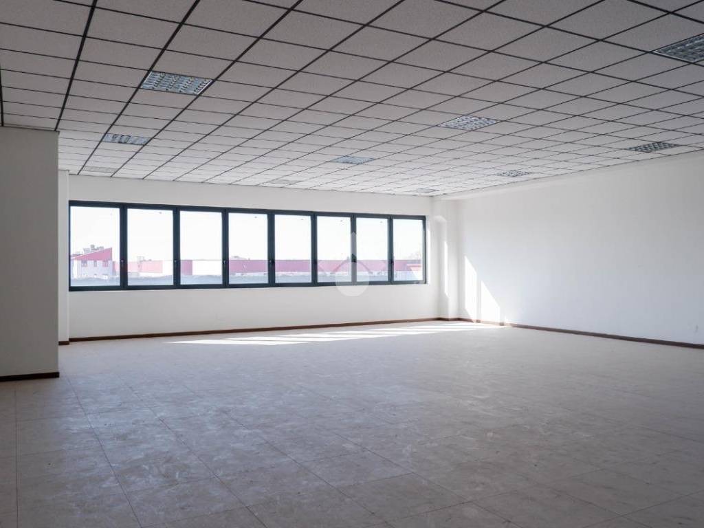 ufficio in affitto a Cavenago di Brianza