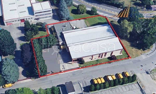 locale commerciale in affitto a Cavenago di Brianza