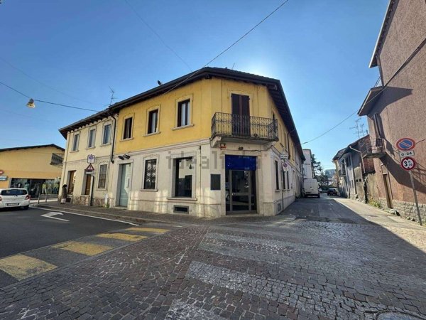 negozio in affitto a Cesano Maderno
