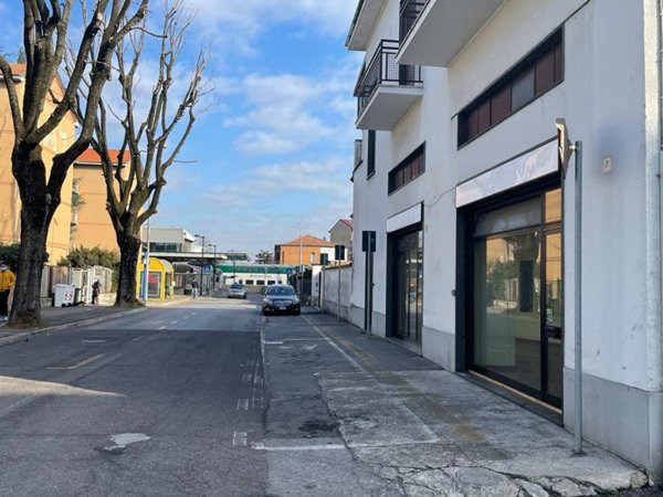 trivano in affitto a Cesano Maderno
