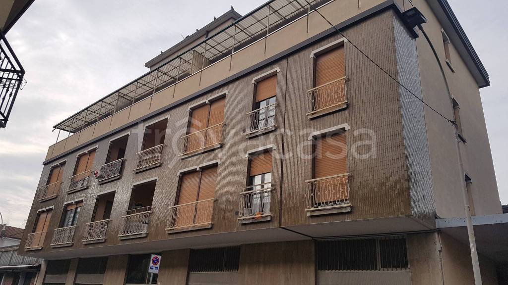 appartamento in affitto a Cesano Maderno
