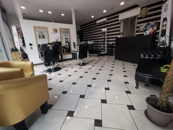 negozio in affitto a Cesano Maderno