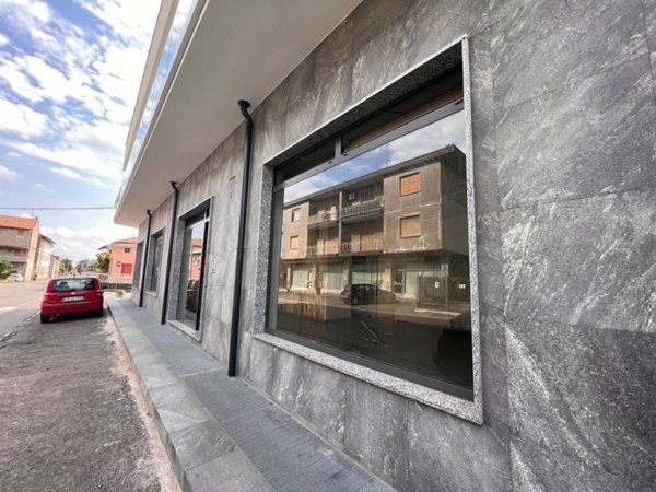 negozio in affitto a Cesano Maderno