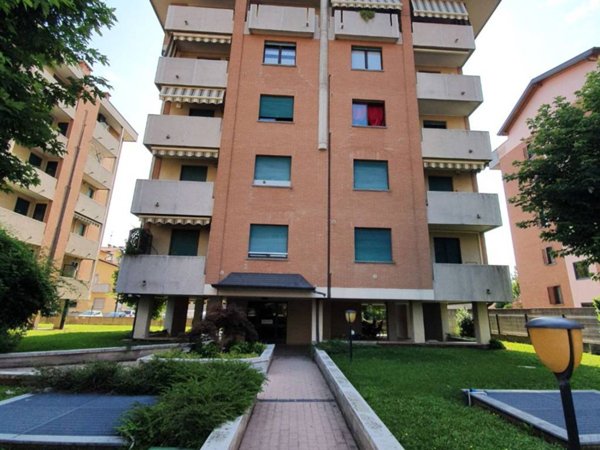 appartamento in affitto a Cesano Maderno
