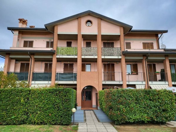 appartamento in affitto a Cesano Maderno in zona Cassina Savina