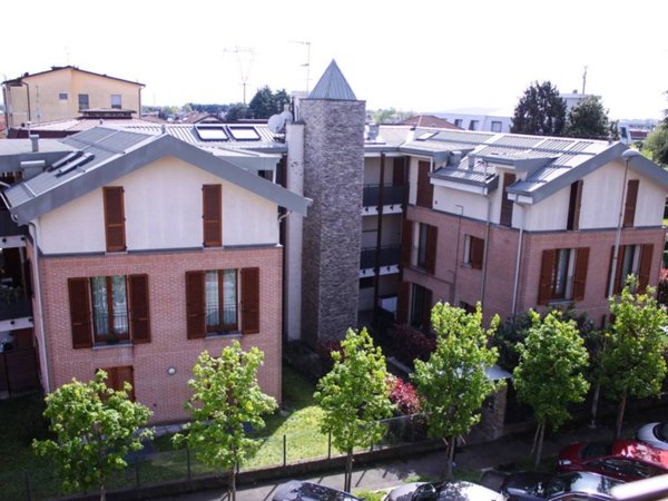 negozio in affitto a Cesano Maderno