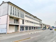 negozio in affitto a Cesano Maderno