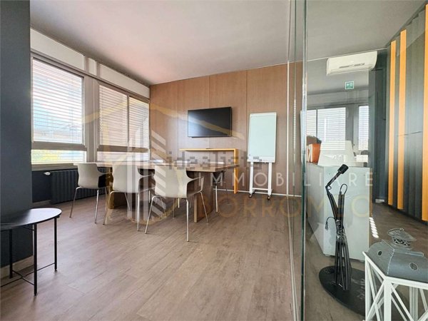 ufficio in affitto a Cesano Maderno