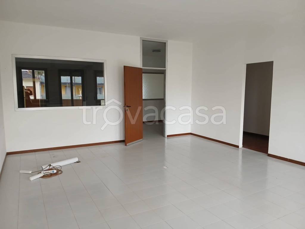 ufficio in affitto a Cesano Maderno