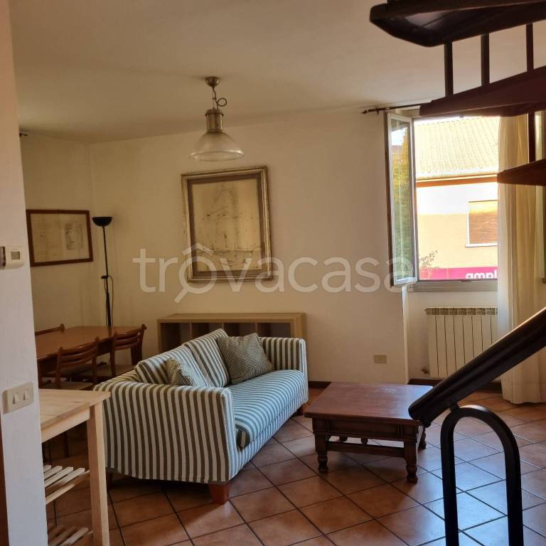 appartamento in affitto a Cesano Maderno in zona Villaggio Snia
