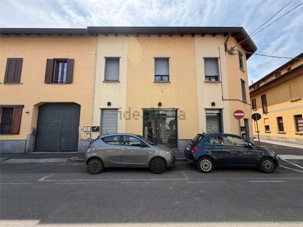 appartamento in affitto a Cesano Maderno in zona Villaggio Snia