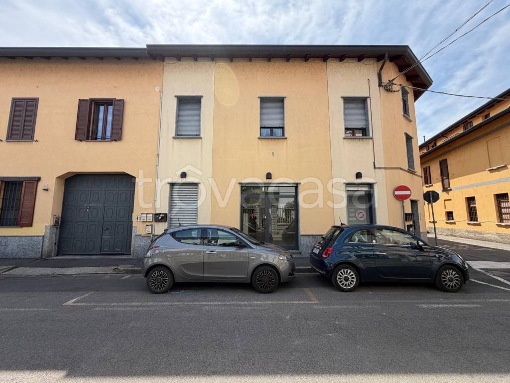 appartamento in affitto a Cesano Maderno in zona Villaggio Snia