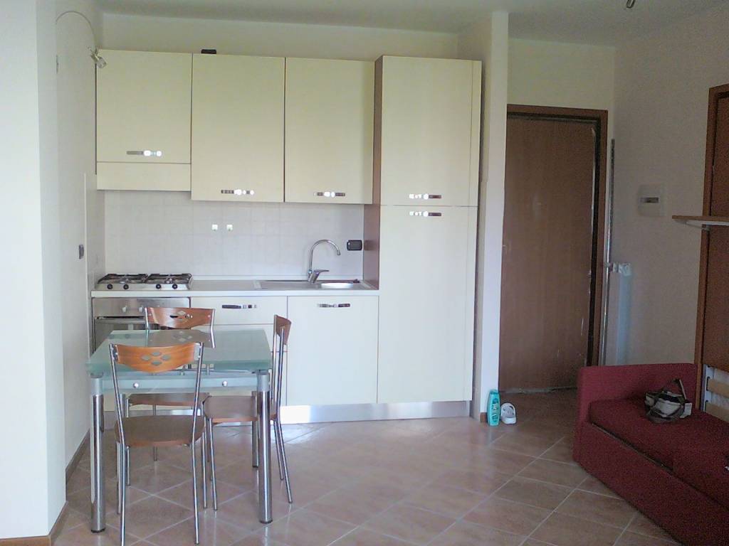 appartamento in affitto a Cesano Maderno in zona Cassina Savina