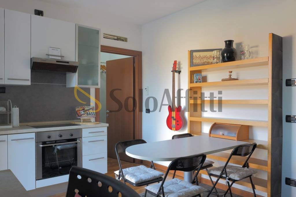 appartamento in affitto a Cesano Maderno in zona Binzago