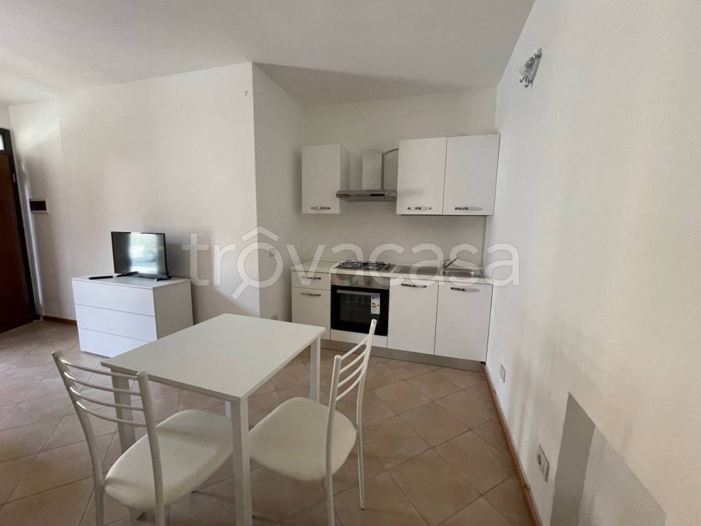 appartamento in affitto a Cesano Maderno in zona Cassina Savina