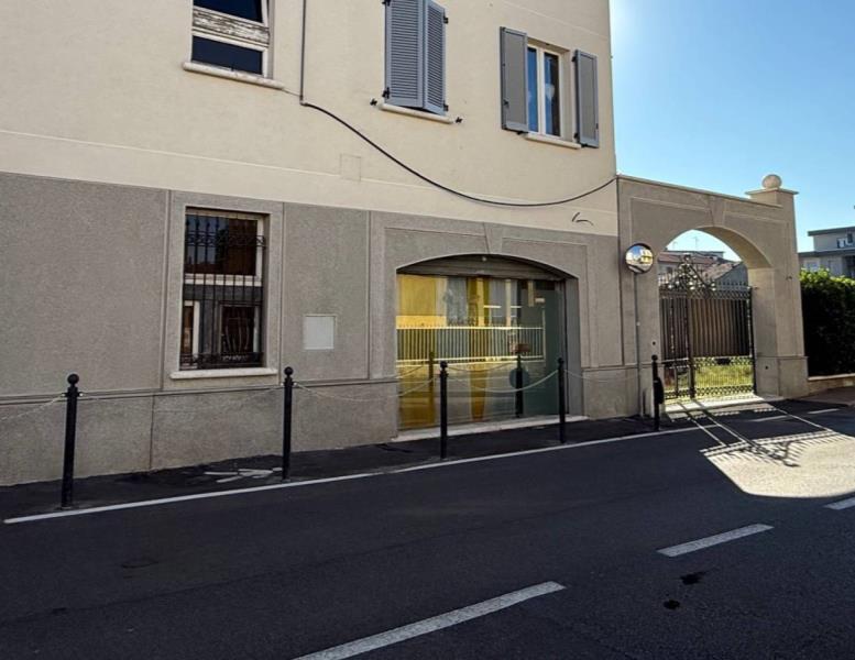 ufficio in affitto a Cogliate