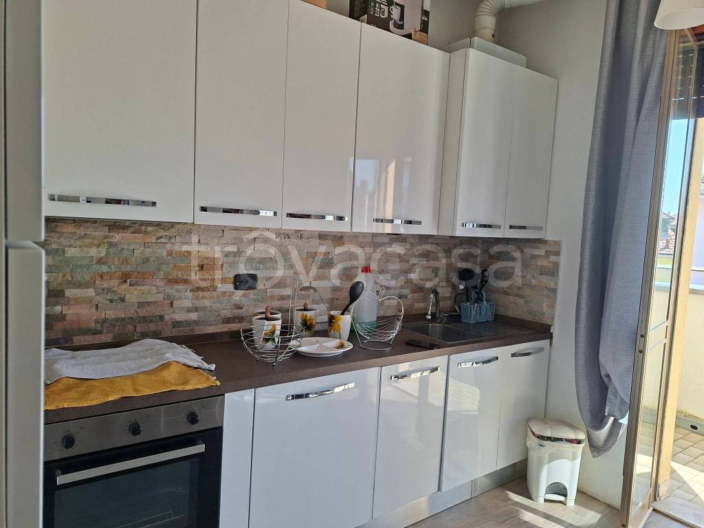 appartamento in affitto a Cogliate