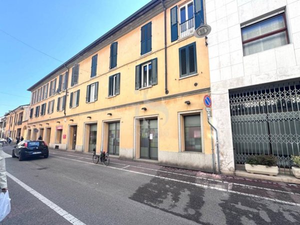 negozio in affitto a Concorezzo