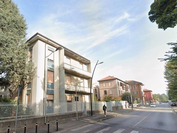 negozio in affitto a Concorezzo