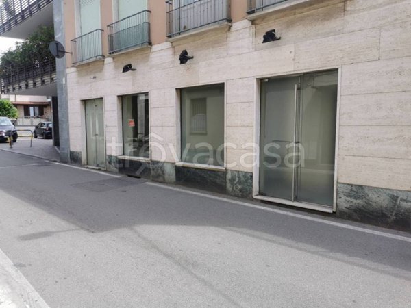 negozio in affitto a Concorezzo