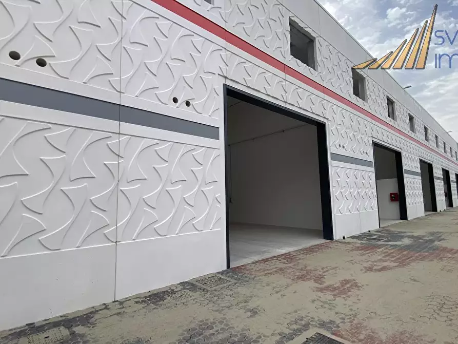 capannone in affitto a Concorezzo in zona Rancate