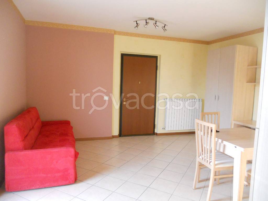 appartamento in affitto a Correzzana