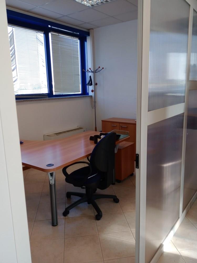 ufficio in affitto a Desio